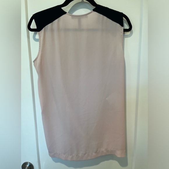 BCBG Gisele Blouse, Size Small - Picture 4 of 5